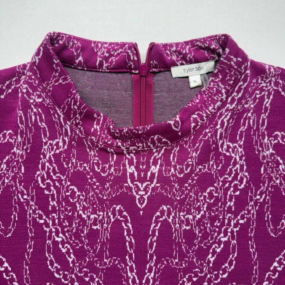 Tyler Boe Dress XL Magenta Paisley Jacquard Knit Bell Sleeve Shift - Picture 3 of 9